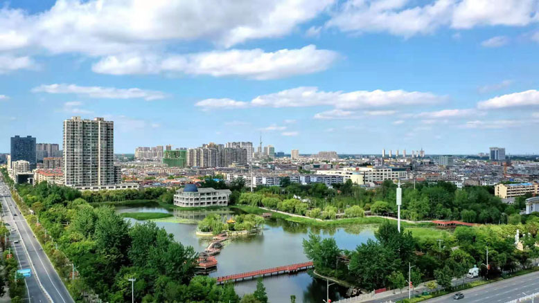 濱?？h城一角